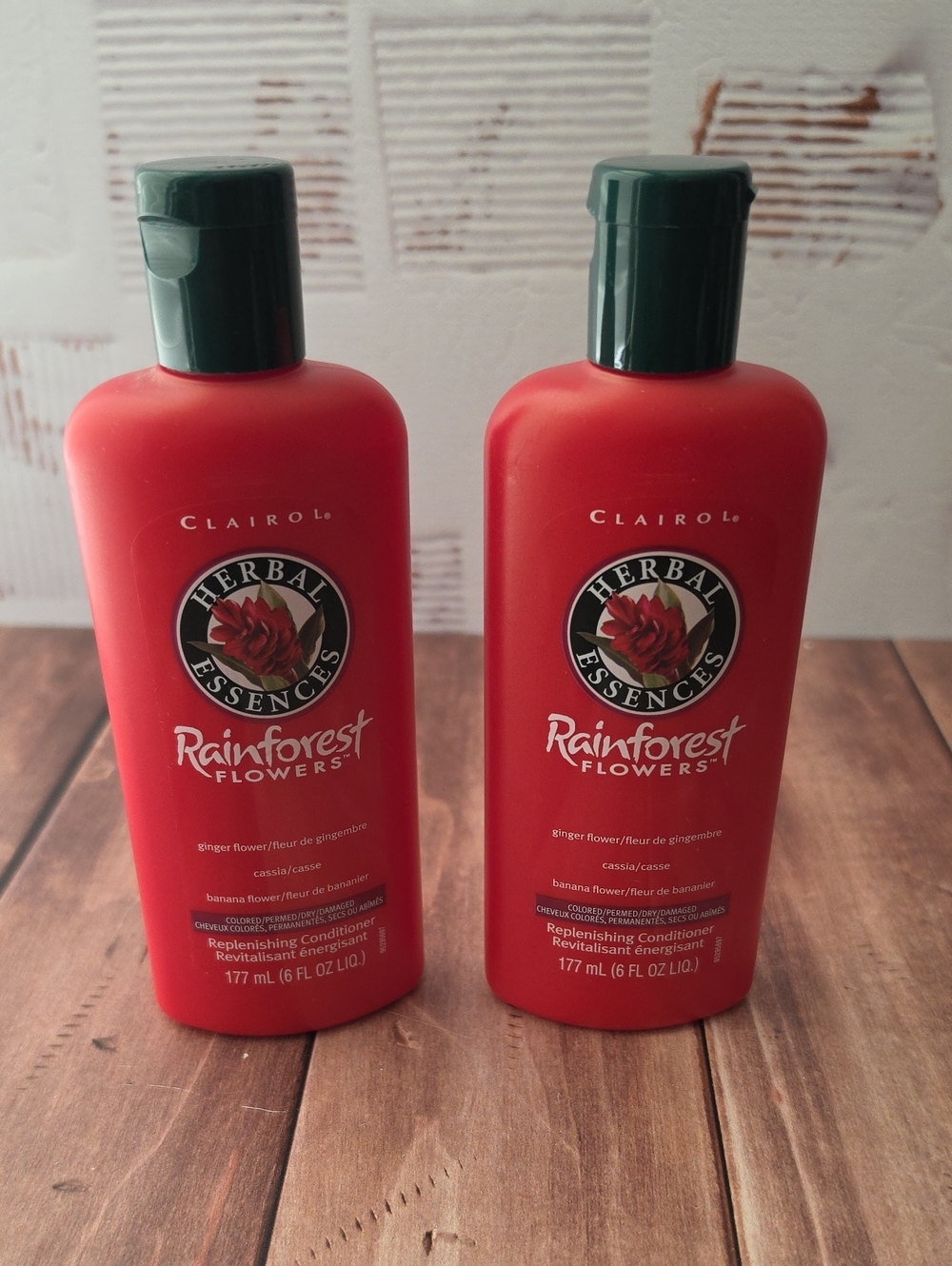 Vintage 90s/2000 Red Herbal Essences Rainforest Flowers Replenishing Conditioner